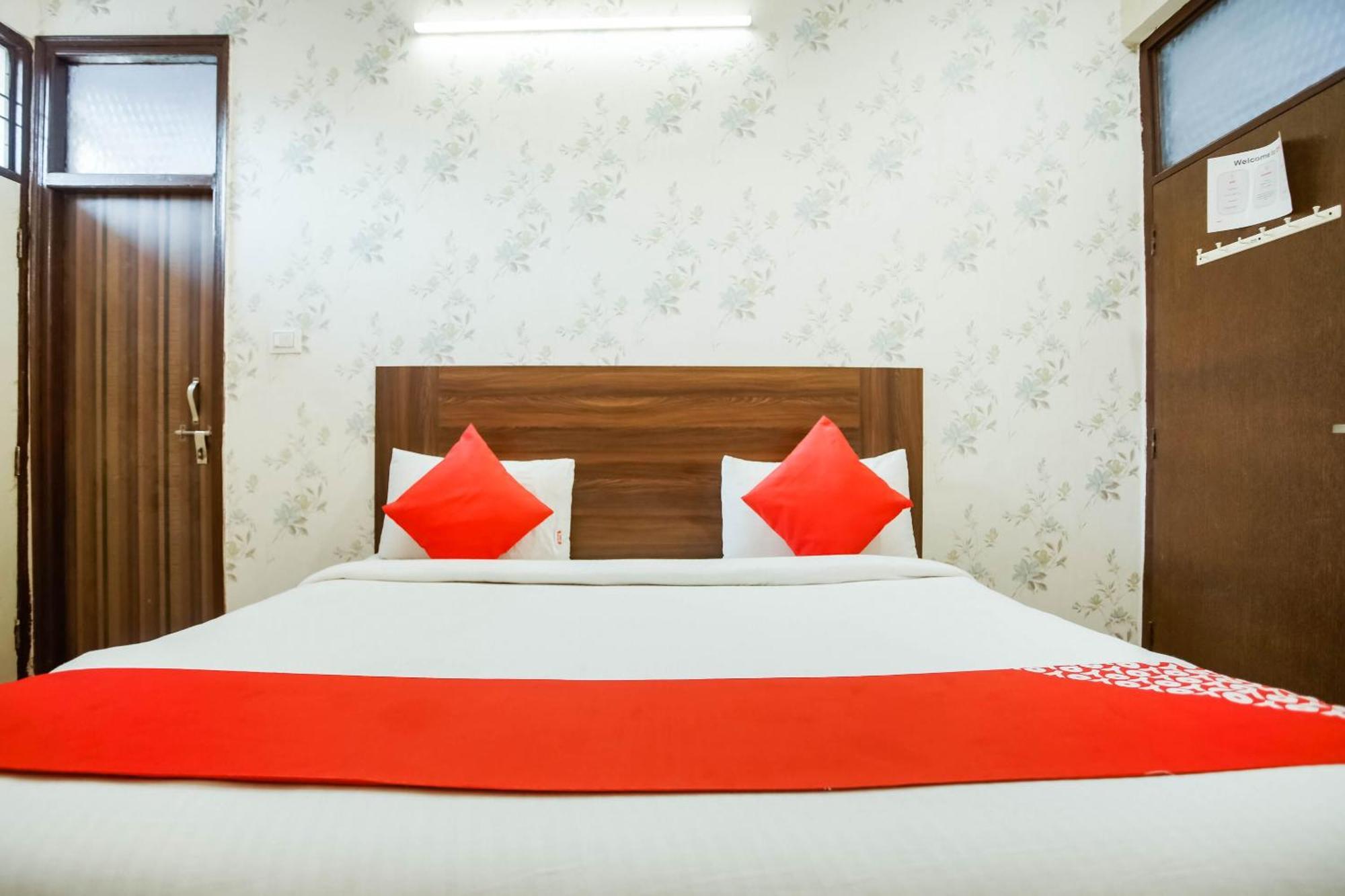 O Discovery 3* New Delhi